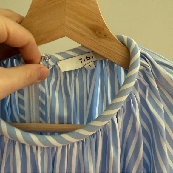 Beautiful Tibi Awning stripe dress size 4 *RUNS LARGE* - Picture 6 of 10